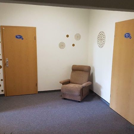 Hostel Jo-Si Каменц Екстериор снимка