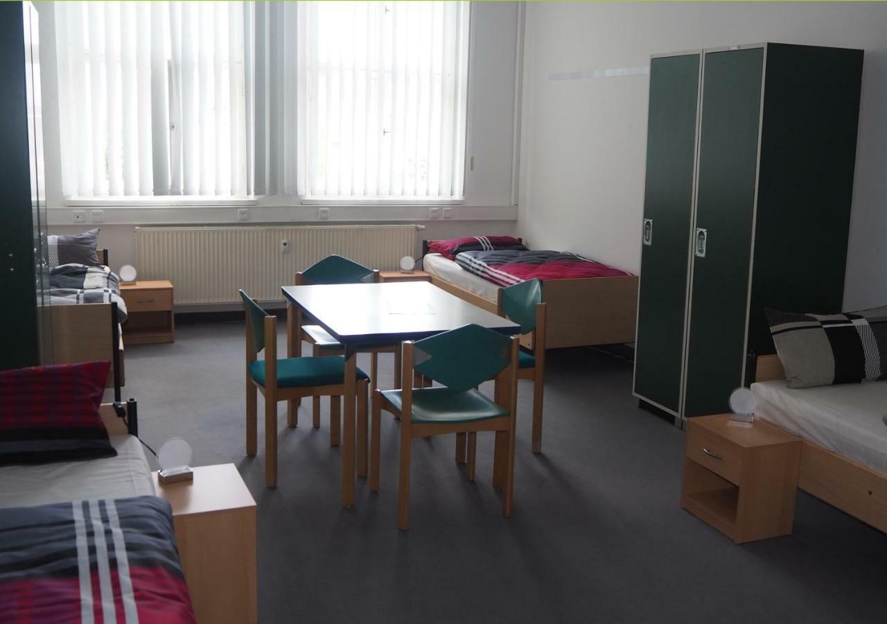 Hostel Jo-Si Каменц Екстериор снимка